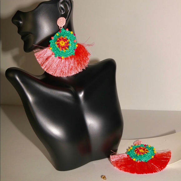 Crochet Tassel (🛍Bundle 2+ for Discount 💰💰 - Picture 3 of 3